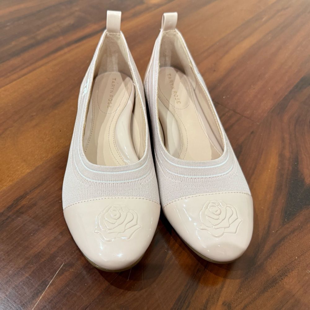 Taryn Rose Pamela Knot Cap Toe Rose Women's Blush Pink Loafers Size 7 B